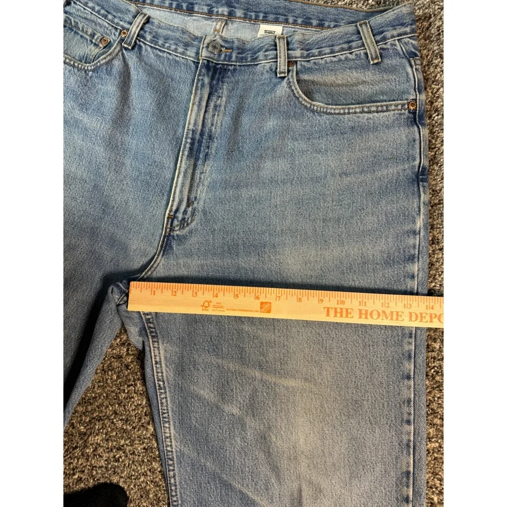 Levi's 550 Relaxed Fit Size 42x32 Light Wash Denim Blue Jeans 0301 Vintage